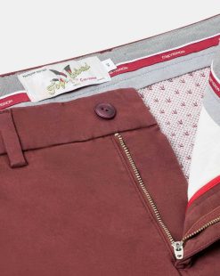 Chevignon Pantalons & Shorts | Pantalon Duck Chino Burgundy Pantalon Chino Coupe Ajustee